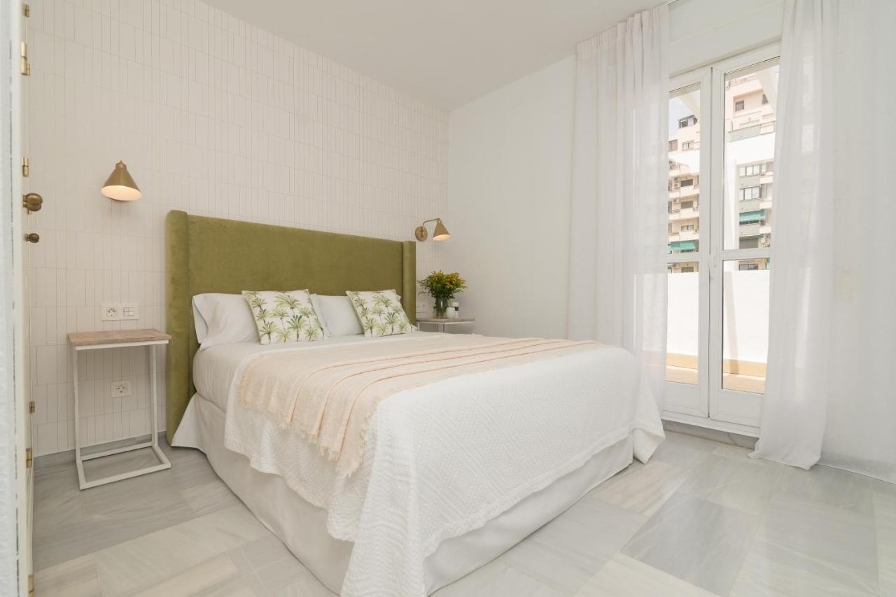 Appartement Iloftmalaga Atico Carihuela à Torremolinos Extérieur photo