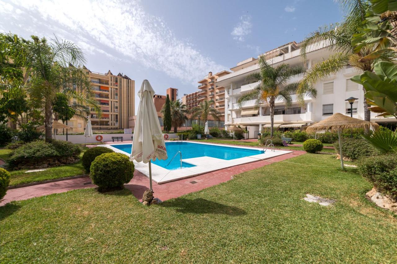 Appartement Iloftmalaga Atico Carihuela à Torremolinos Extérieur photo