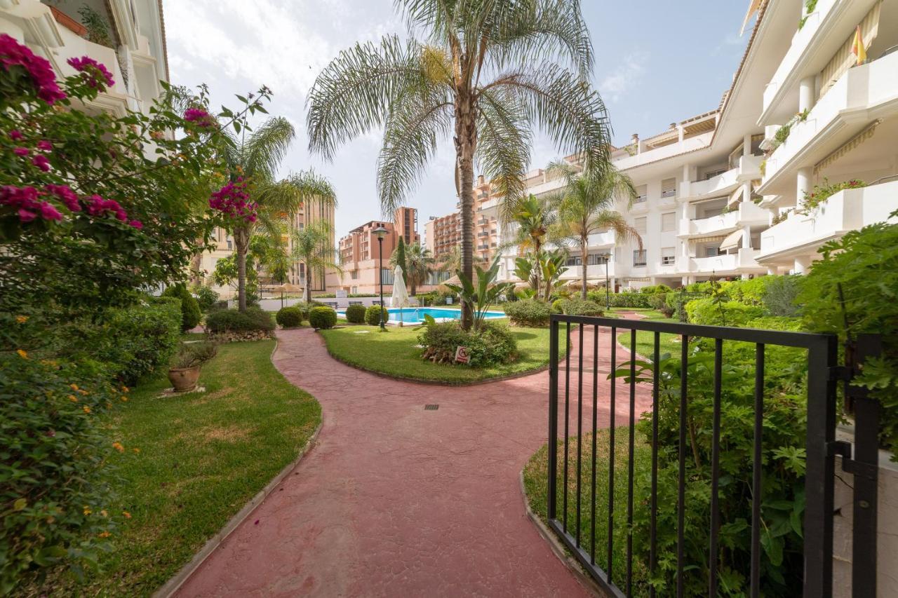 Appartement Iloftmalaga Atico Carihuela à Torremolinos Extérieur photo