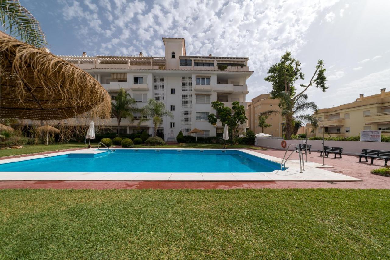 Appartement Iloftmalaga Atico Carihuela à Torremolinos Extérieur photo